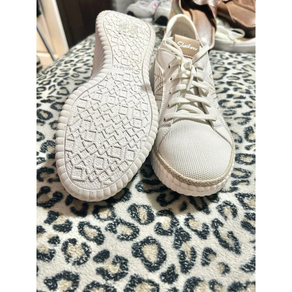 Sketchers Womens Wilshire Blvd Sneakers White & Tan Size 8 Casual Comfort Vegan - Picture 5 of 10